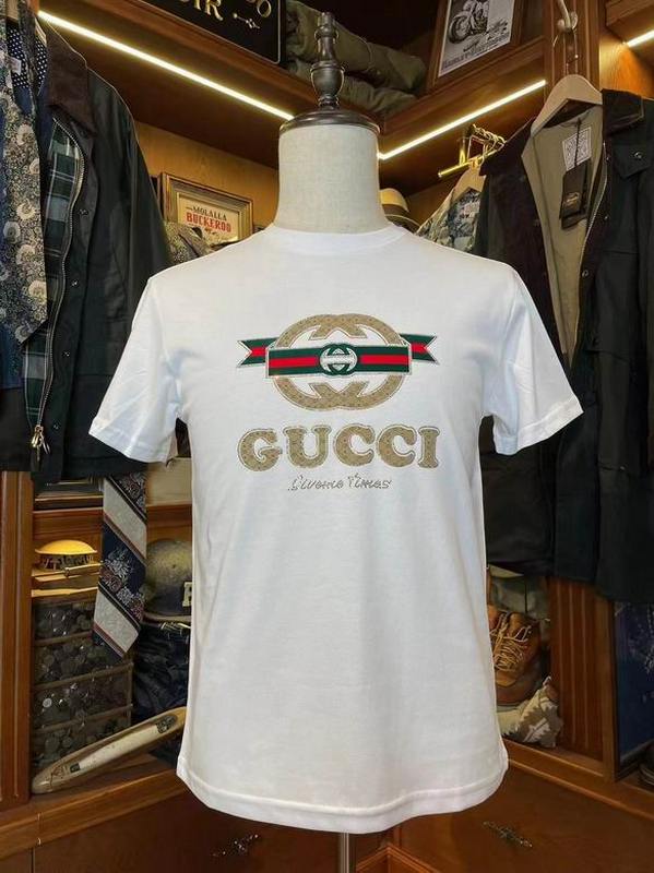 Gucci Men's T-shirts 2627